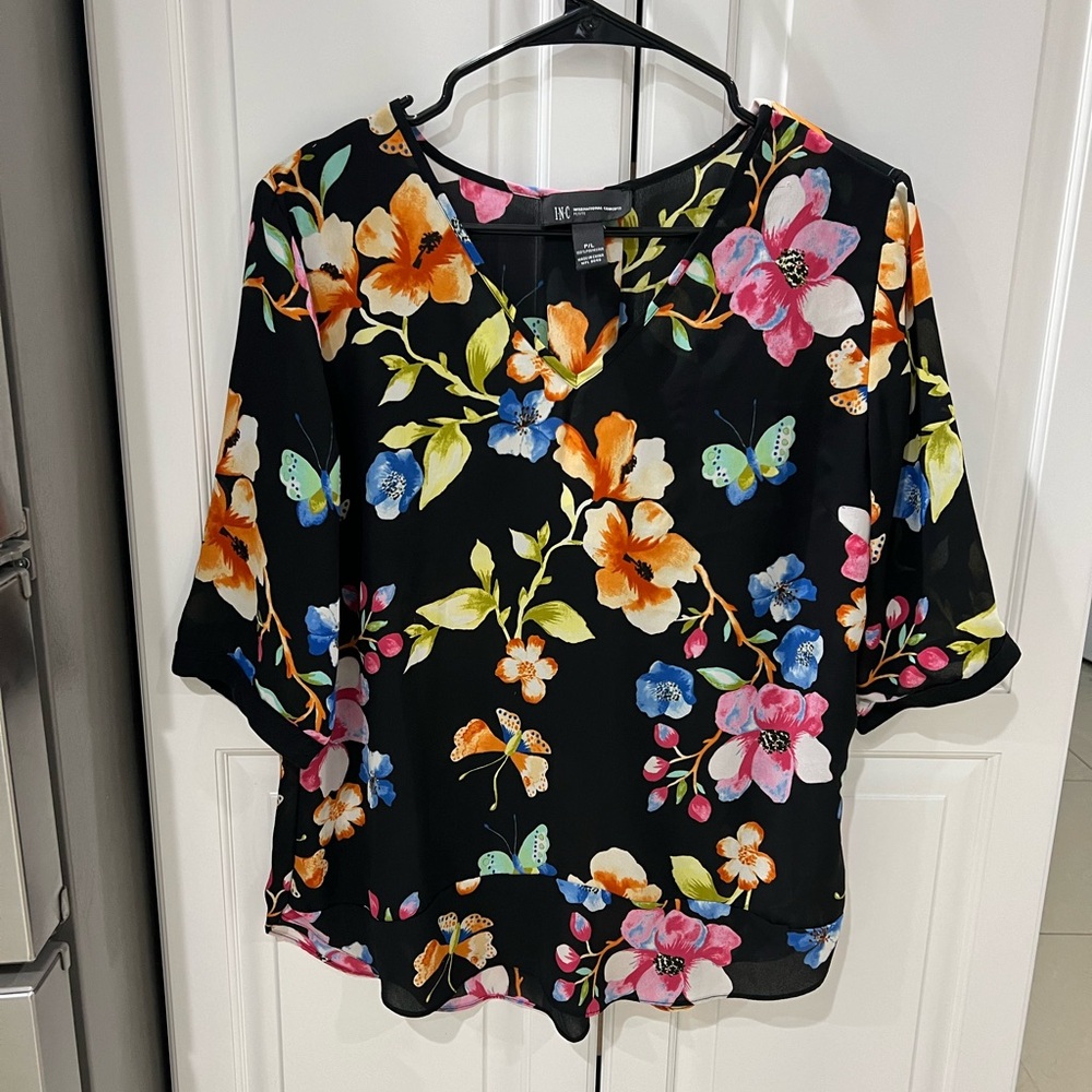 INC International Concepts floral print black Blouse size Petite Large